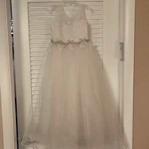 Flower girl dress size 6.